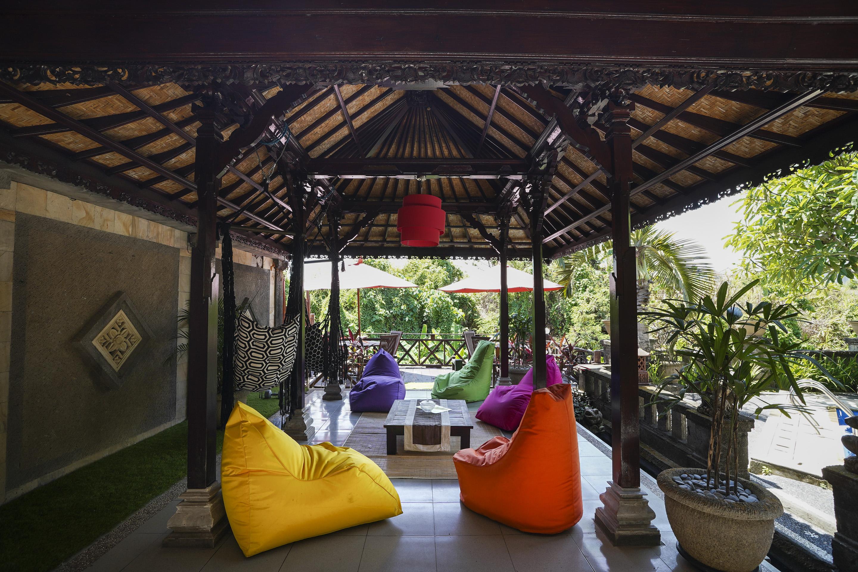 Oyo 2321 Griya Shanti Homestay Ketewel Exterior photo