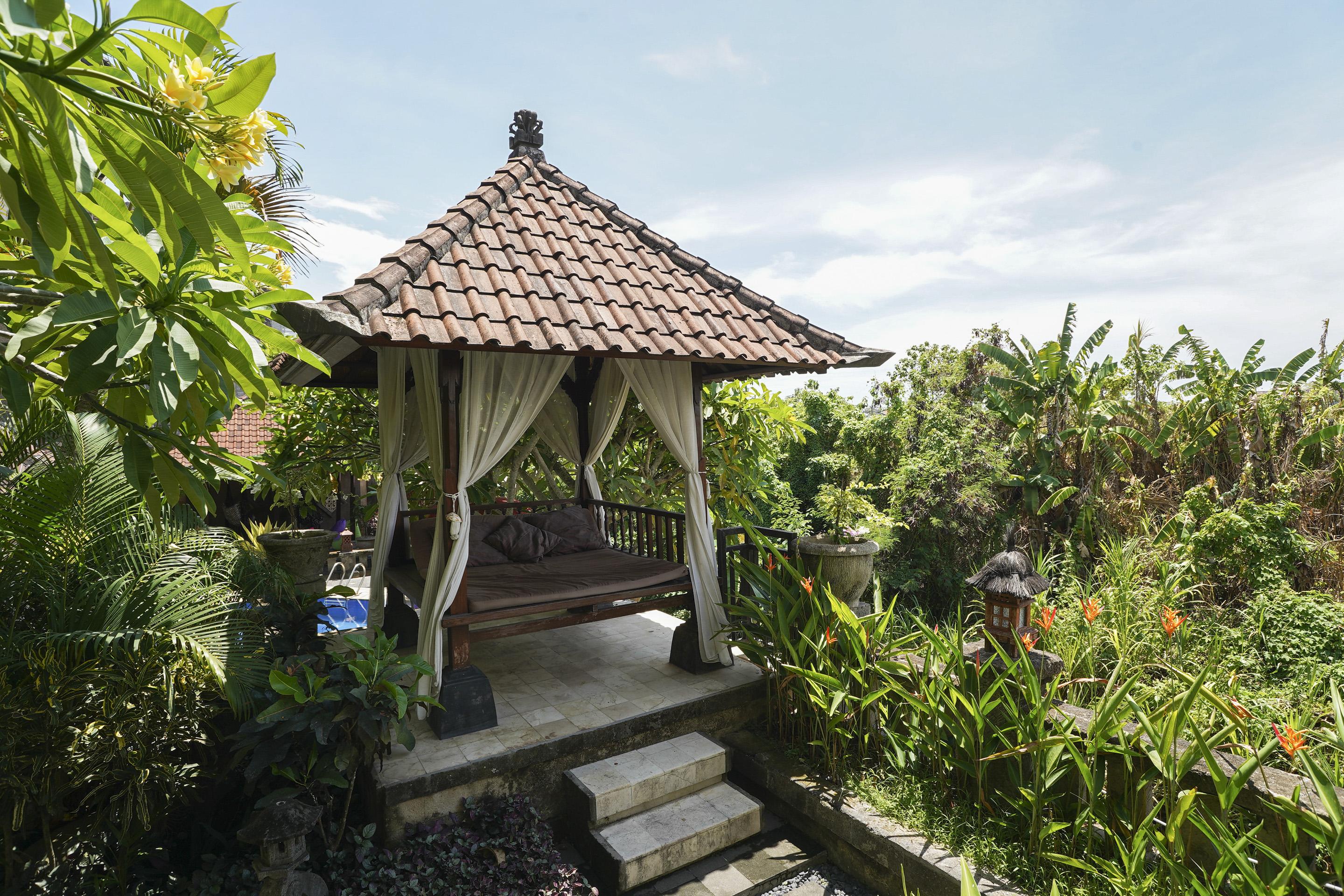Oyo 2321 Griya Shanti Homestay Ketewel Exterior photo